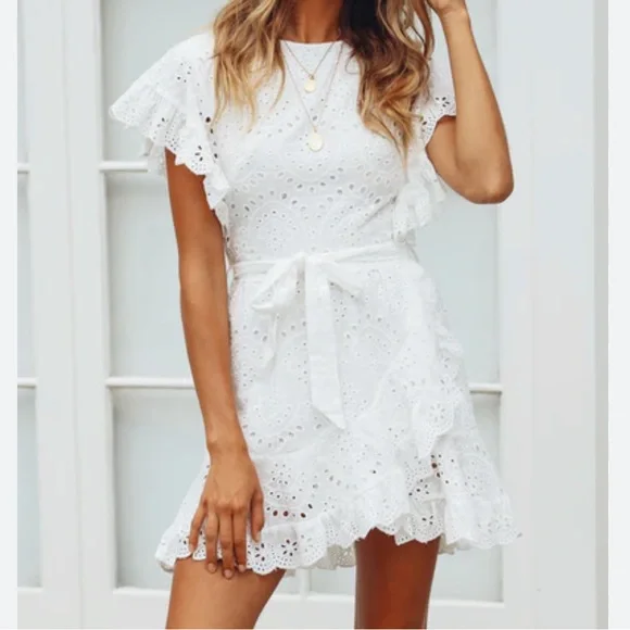 Princess Polly white Ruffle sleeve belt eyelet dress - Picture 1 of 8